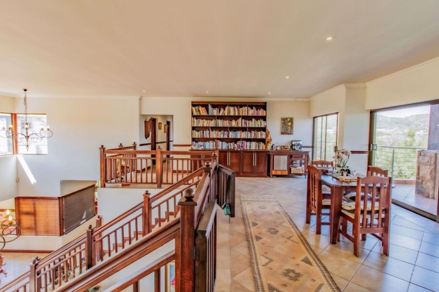 5 Bedroom Property for Sale in Birdwood Estate North West